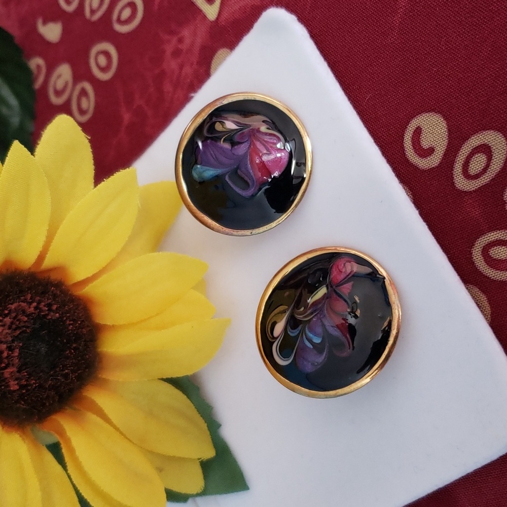 Vintage pierced earrings black pink purple cream gold enamel